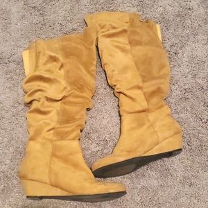 Suede Kneww High Boots